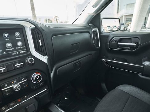 Used 2022 Chevrolet Silverado 1500 RST w/ Z71 Off-Road Package image 37