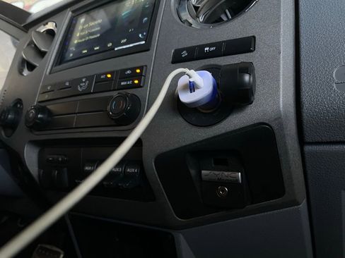 Used 2011 Ford F250 XLT w/ XLT Premium Pkg image 34