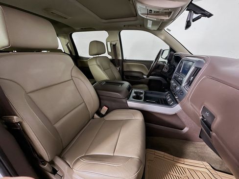 Used 2017 Chevrolet Silverado 1500 LTZ Z71 w/ LTZ Plus Package image 30