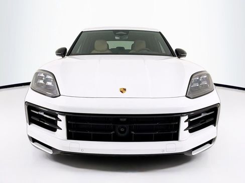 New 2026 Porsche Cayenne image 6