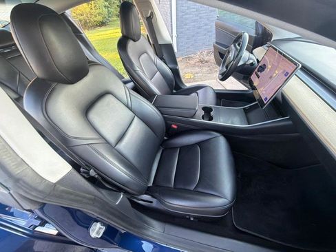 Used 2018 Tesla Model 3 Long Range RWD image 30