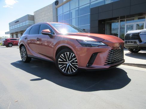 Used 2023 Lexus RX 350 Premium Plus w/ Cold Area Package AWD/4WD image 13