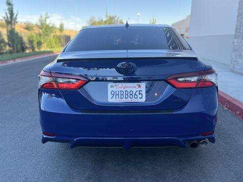 Used 2023 Toyota Camry SE w/ Convenience Package FWD image 10