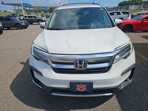 Used 2021 Honda Pilot Touring image 2