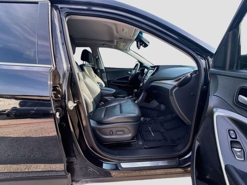 Used 2018 Hyundai Santa Fe FWD image 30