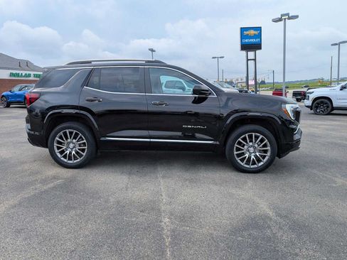 Certified 2026 GMC Terrain Denali w/ LPO, Floor Liner Package AWD/4WD image 7