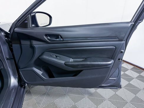 Certified 2025 Nissan Altima 2.5 S FWD image 43