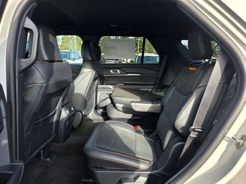 New 2026 Ford Explorer Tremor w/ Tremor Convenience Package image 10