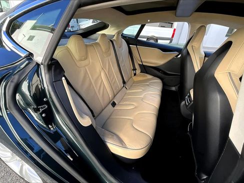 Used 2013 Tesla Model S Performance image 18