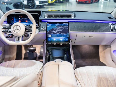 Used 2025 Mercedes-Benz S 63 AMG S image 26