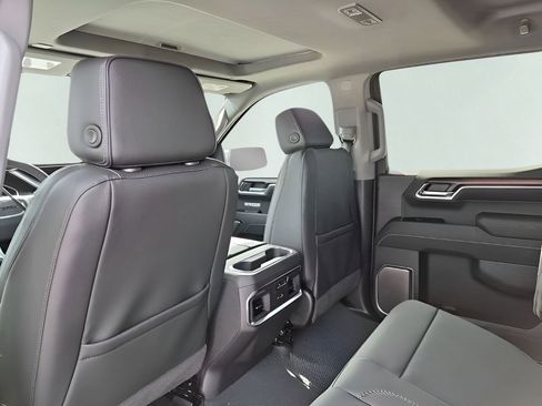 New 2026 GMC Sierra 1500 Denali w/ Denali Reserve Package image 17