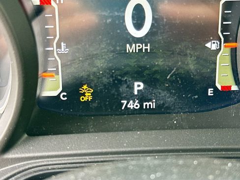 New 2026 Jeep Gladiator Sport AWD/4WD image 15