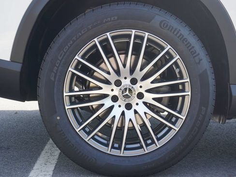 Certified 2026 Mercedes-Benz GLC 300 image 17