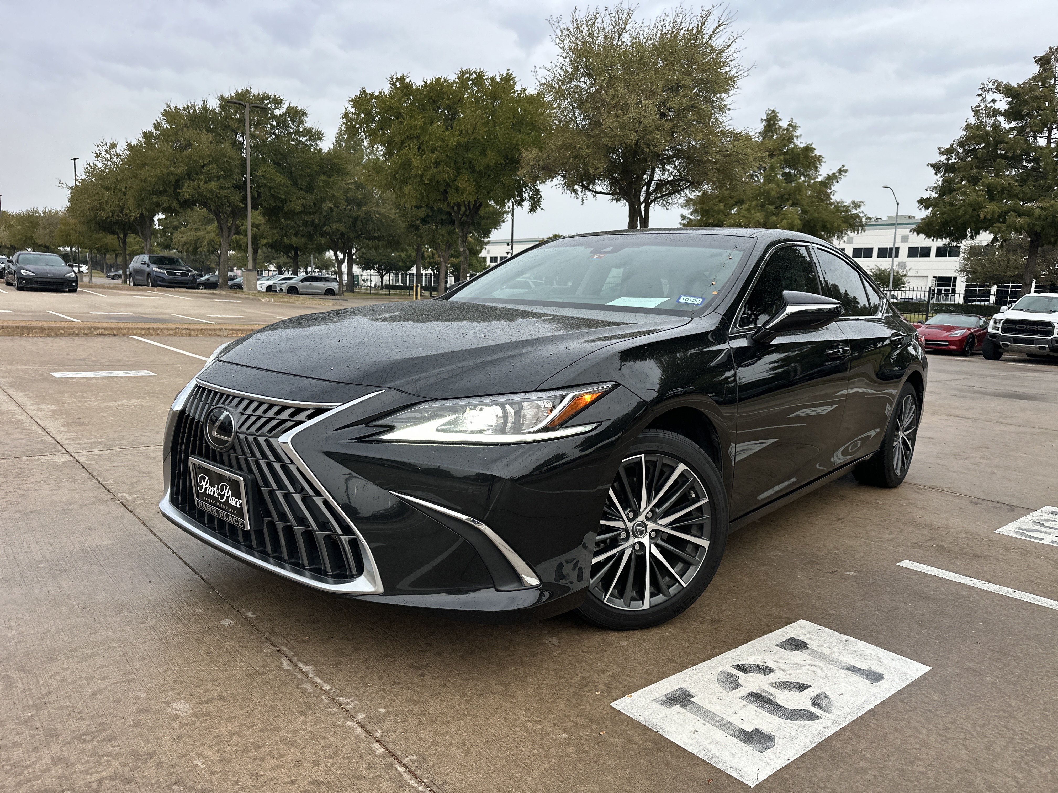 Used 2024 Lexus ES 250 w/ Premium Package AWD/4WD image 1