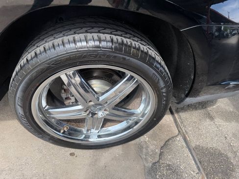 Used 2011 Mercedes-Benz GL 450 4MATIC w/ Premium 2 Pkg image 11