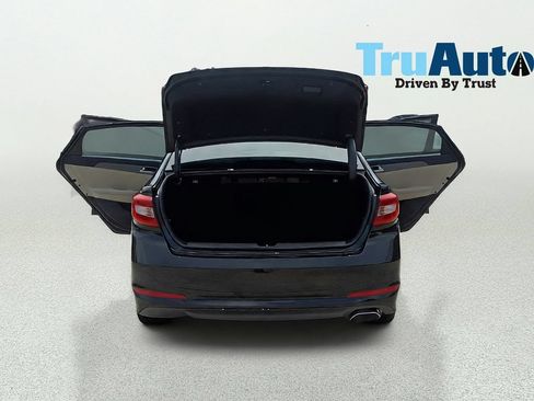 Used 2017 Hyundai Sonata SE FWD image 14