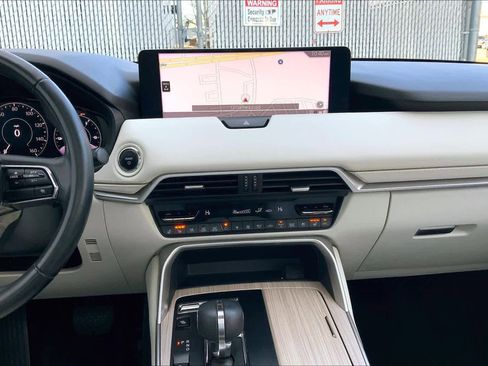 Used 2024 MAZDA CX-90 Plug-In Hybrid w/ Premium Plus image 6