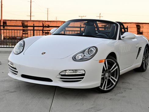 Used 2009 Porsche Boxster Roadster 6MT image 17