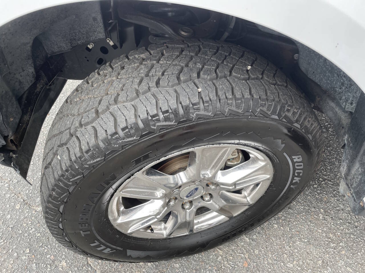 Used 2018 Ford F150 XLT w/ Equipment Group 301A Mid AWD/4WD image 27
