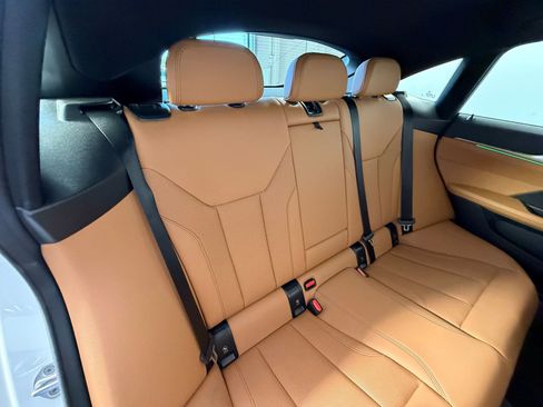 Certified 2023 BMW i4 eDrive35 w/ Premium Package RWD image 33
