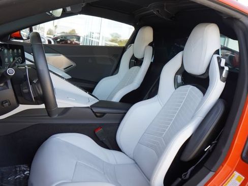 Used 2020 Chevrolet Corvette Stingray Preferred Cpe w/ 2LT Preferred Equipment Group RWD image 33