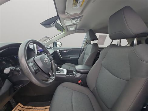 Certified 2023 Toyota RAV4 AWD Hybrid image 9