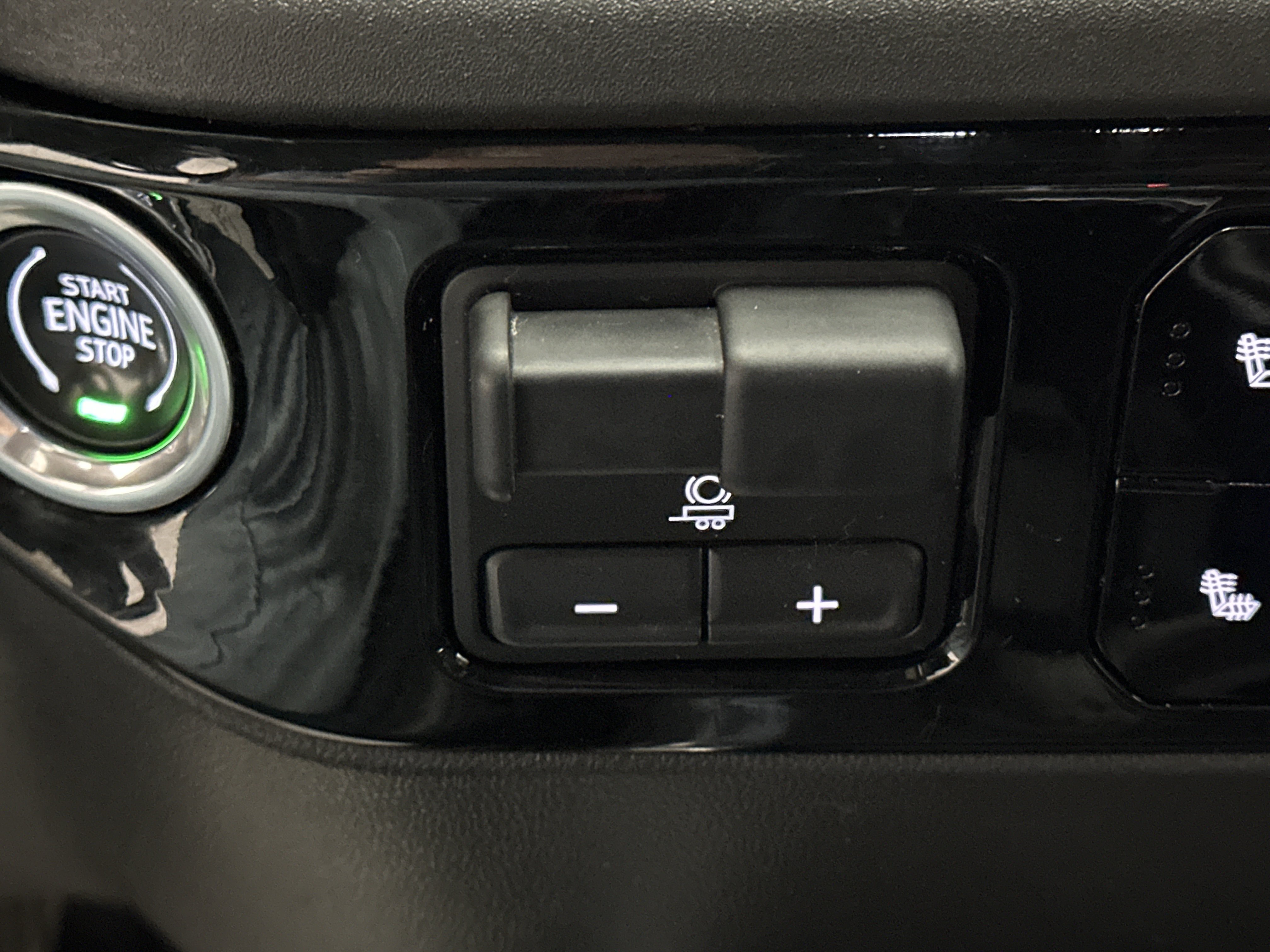 Used 2022 Chevrolet Silverado 1500 LT Trail Boss w/ Convenience Package II AWD/4WD image 36