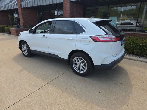 Used 2022 Ford Edge SEL AWD/4WD image 3