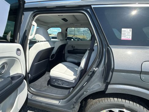 New 2026 Hyundai Palisade Calligraphy FWD image 14