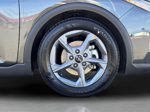 Used 2025 Kia K4 LXS image 10