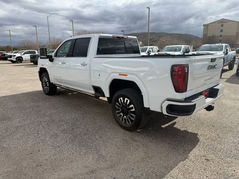 New 2026 GMC Sierra 3500 Denali Ultimate image 7