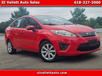 Used 2013 Ford Fiesta SE FWD video 1