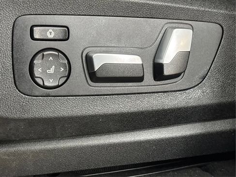 Used 2019 BMW X5 xDrive40i AWD/4WD image 25