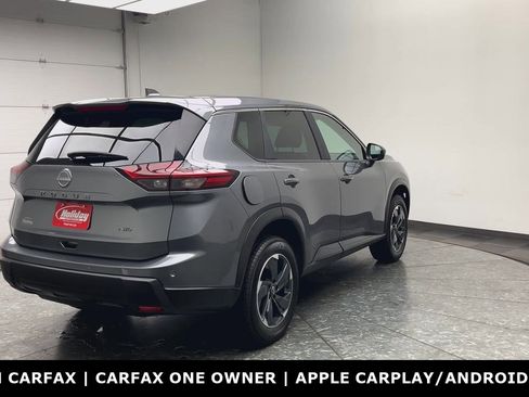 Used 2025 Nissan Rogue SV image 34