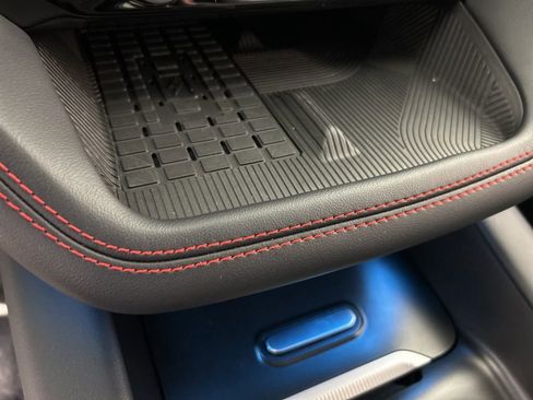 Used 2025 Ford Explorer ST w/ Sun And Sound Package image 21