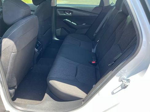 Used 2025 Honda Accord SE image 7
