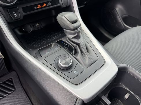 Certified 2025 Toyota RAV4 LE image 17