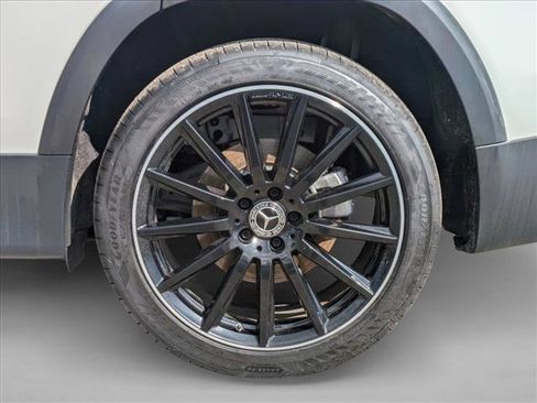 Used 2020 Mercedes-Benz GLB 250 image 23