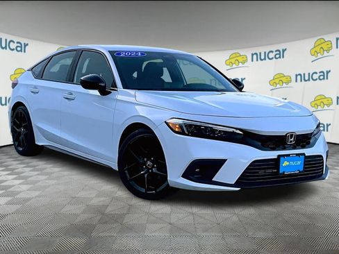 Used 2024 Honda Civic Sport image 1