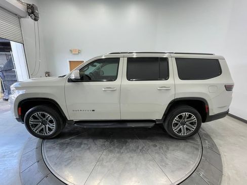 Used 2022 Jeep Wagoneer Series III w/ Convenience Group I image 15