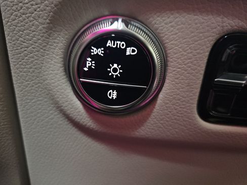 Certified 2023 Mercedes-Benz EQS 450+ 4MATIC SUV image 28