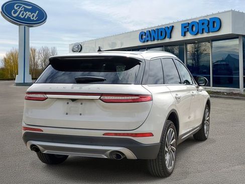Used 2024 Lincoln Corsair Reserve w/ Equipment Group 201A AWD/4WD image 4