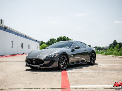 Used 2017 Maserati GranTurismo Sport image 38