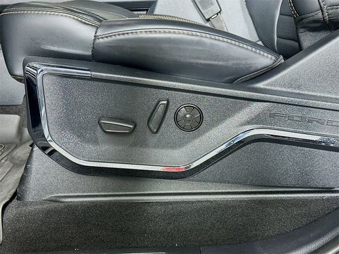 Used 2024 Ford F350 Platinum image 23