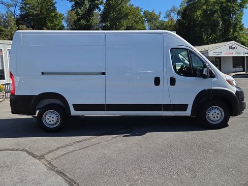 New 2025 RAM ProMaster 2500 image 3