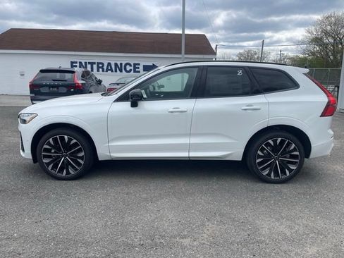 New 2026 Volvo XC60 B5 Ultra w/ Protection Package Premier AWD/4WD image 4