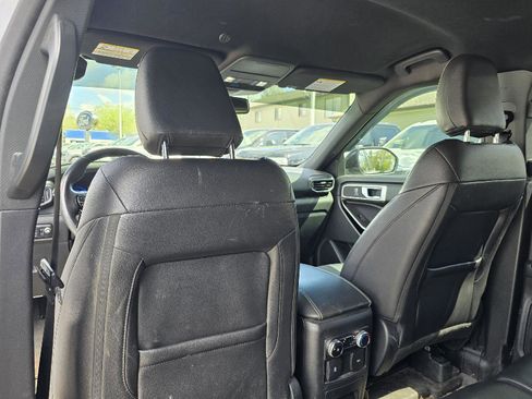 Used 2023 Ford Explorer ST AWD/4WD image 12