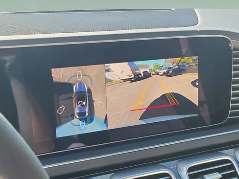 New 2026 Mercedes-Benz GLE 53 AMG 4MATIC Coupe image 21