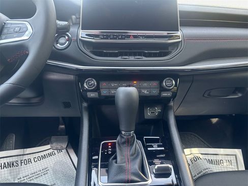 New 2026 Jeep Compass Trailhawk image 11