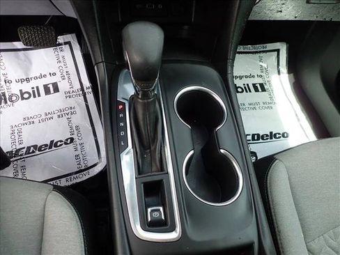 Used 2024 Chevrolet Equinox LS FWD image 20